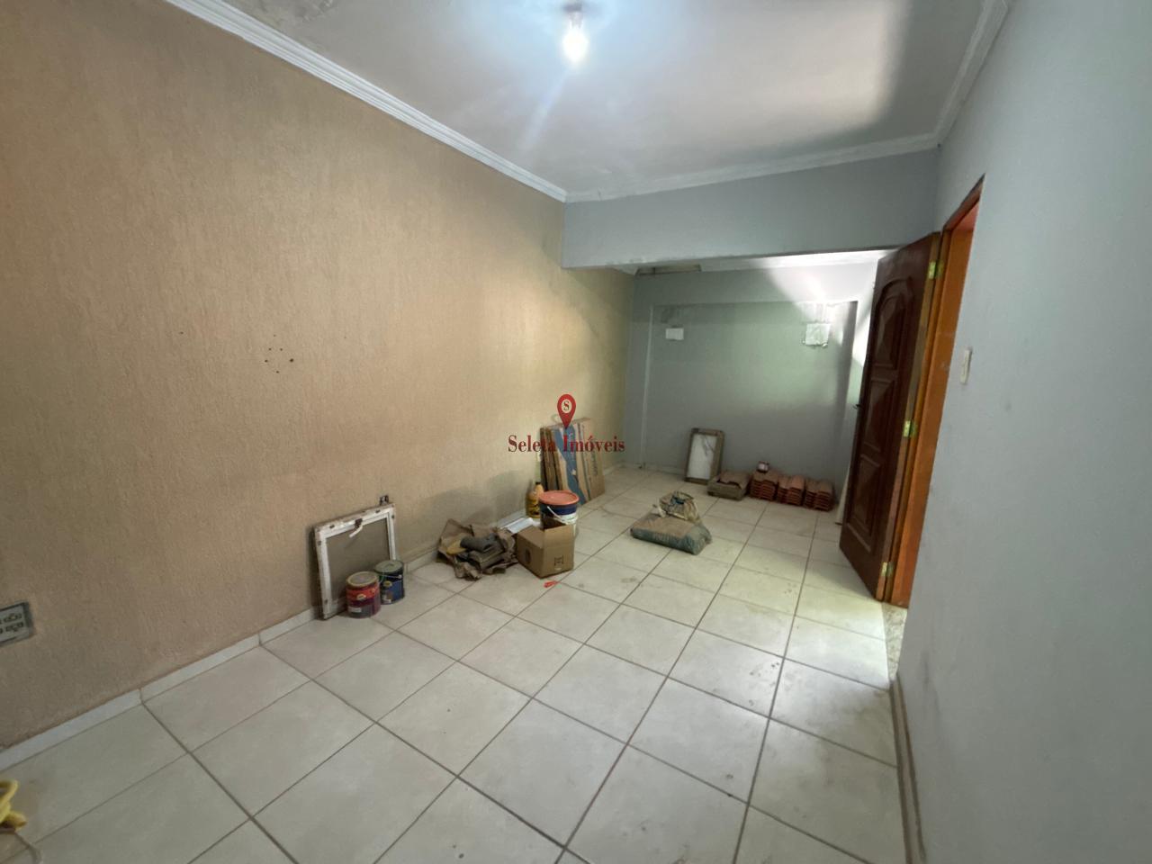 Casa à venda com 2 quartos, 100m² - Foto 3