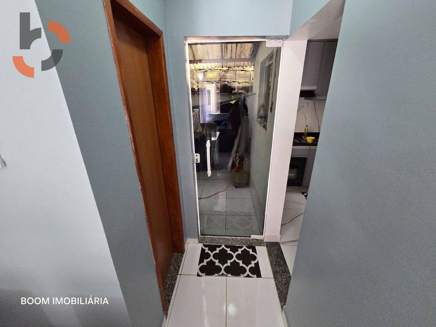 Casa à venda com 2 quartos, 57m² - Foto 13