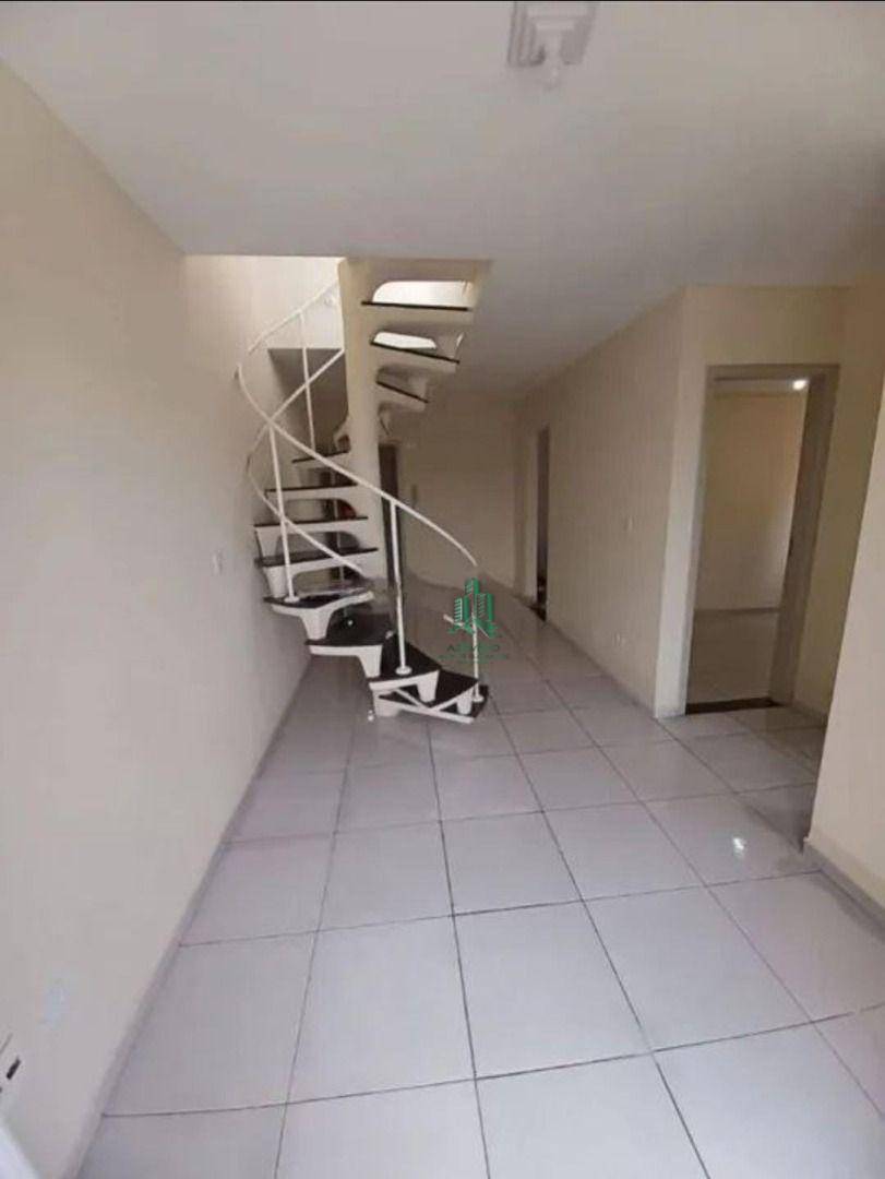 Apartamento à venda com 3 quartos, 70m² - Foto 3