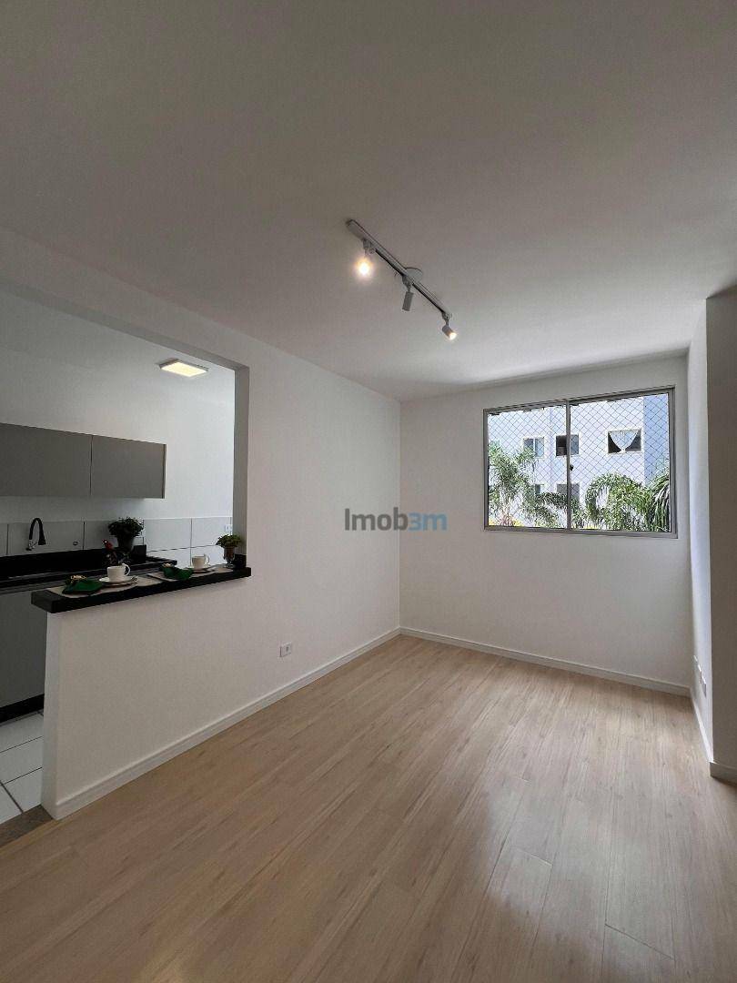 Apartamento à venda com 2 quartos, 45m² - Foto 19