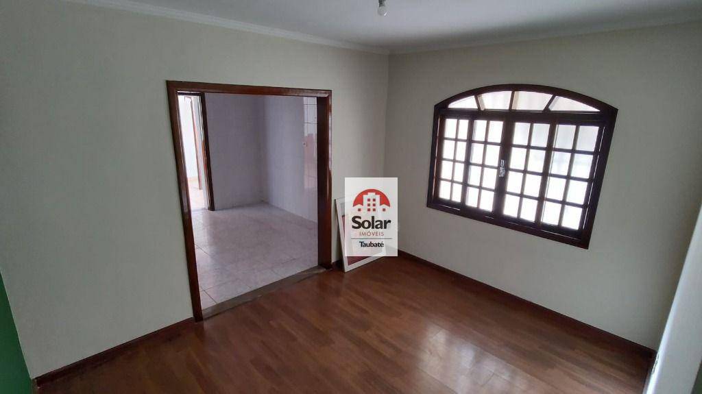 Casa à venda com 3 quartos, 130m² - Foto 2