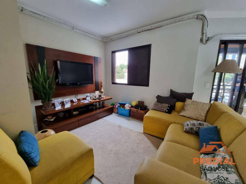 Apartamento à venda com 2 quartos, 105m² - Foto 4