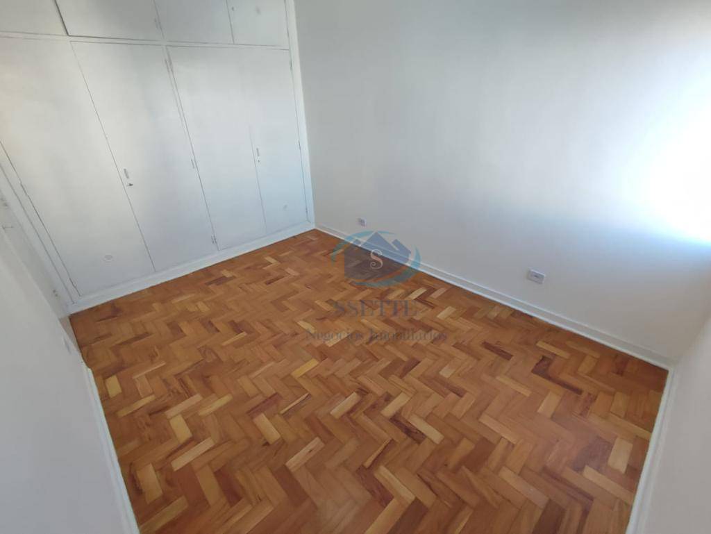 Apartamento à venda com 2 quartos, 72m² - Foto 2