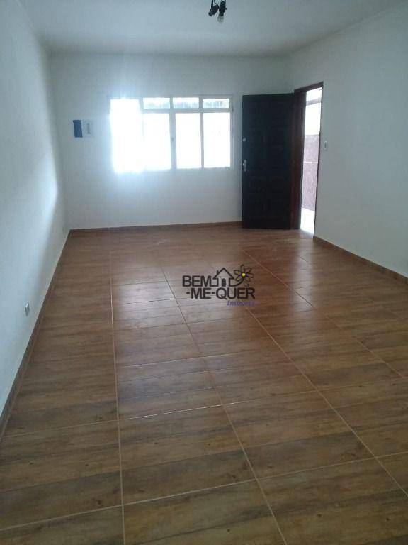 Sobrado à venda com 3 quartos, 140m² - Foto 1