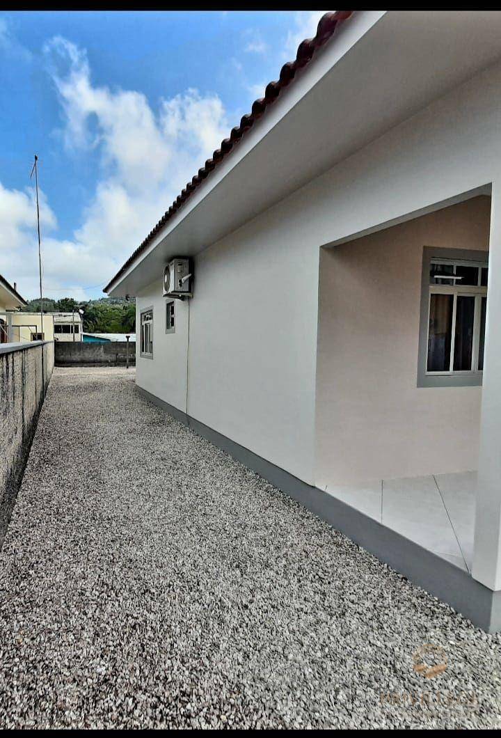 Casa à venda com 3 quartos, 80m² - Foto 14