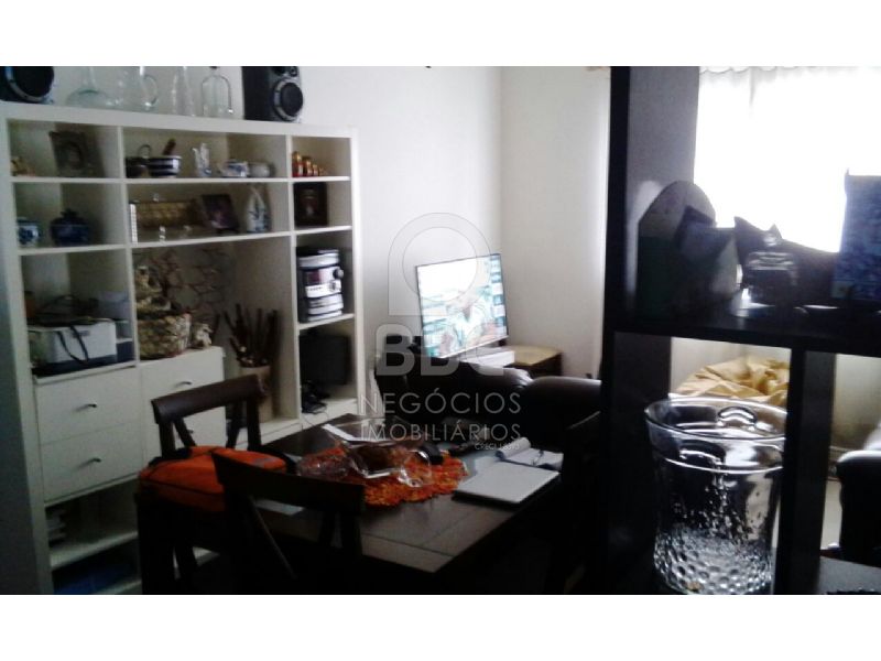 Apartamento à venda com 2 quartos, 88m² - Foto 4