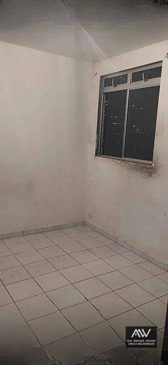 Apartamento à venda com 2 quartos, 60m² - Foto 2