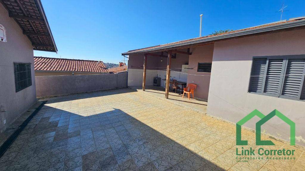 Casa à venda com 3 quartos, 326m² - Foto 30