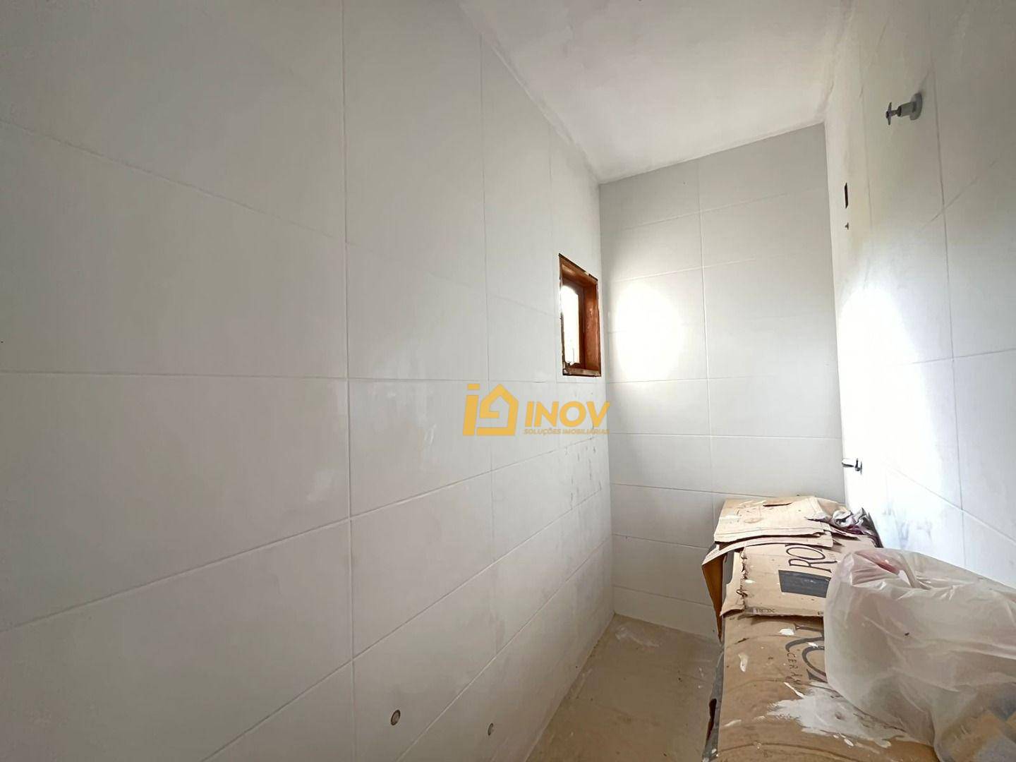 Casa à venda com 2 quartos, 69m² - Foto 8