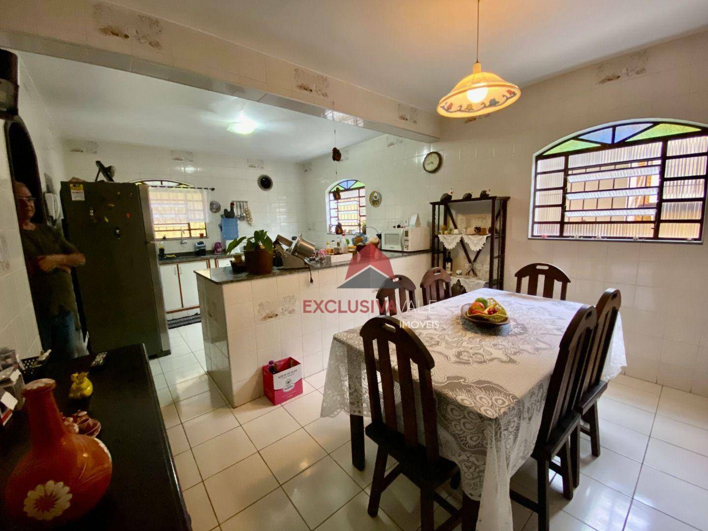 Casa à venda com 4 quartos, 326m² - Foto 7