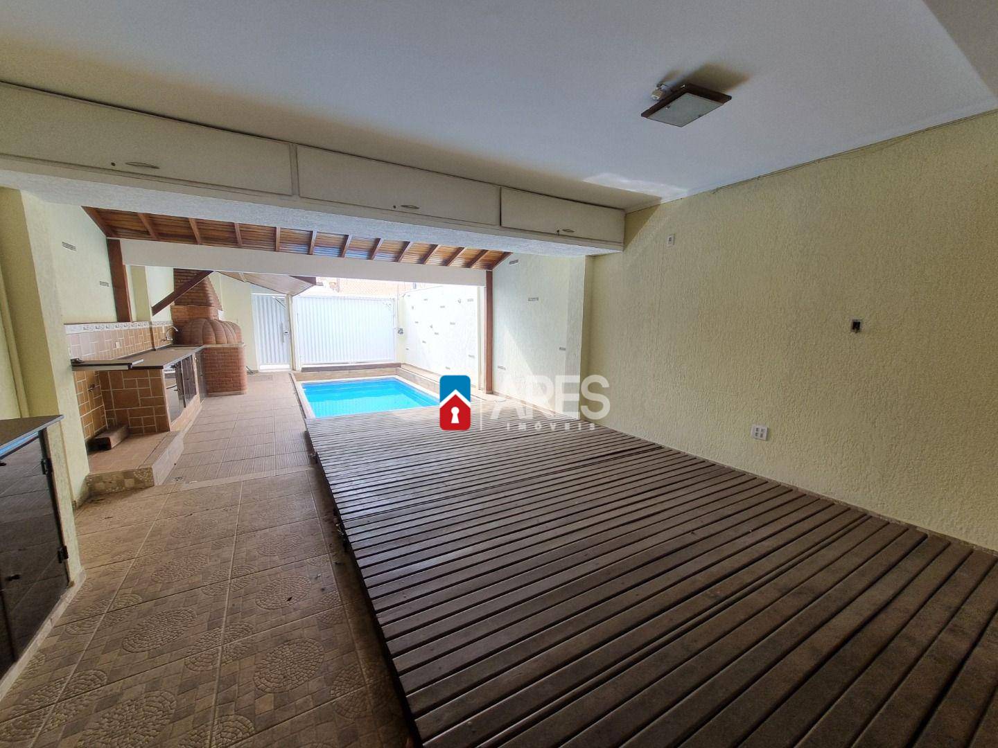 Casa, 4 quartos, 260 m² - Foto 4