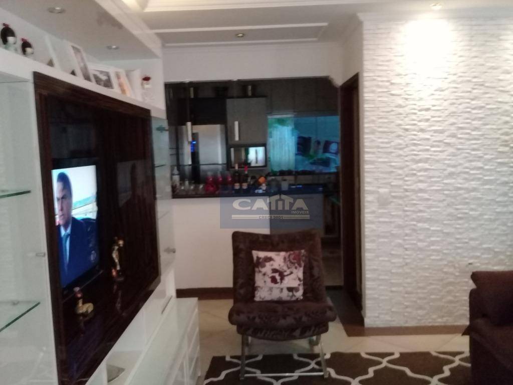 Sobrado à venda com 2 quartos, 320m² - Foto 2