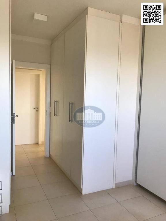 Apartamento para alugar com 3 quartos, 142m² - Foto 7