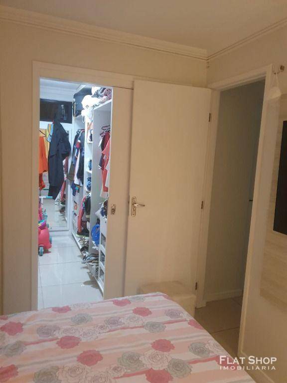 Apartamento à venda com 3 quartos, 60m² - Foto 4