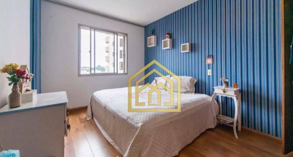 Apartamento à venda com 4 quartos, 180m² - Foto 18