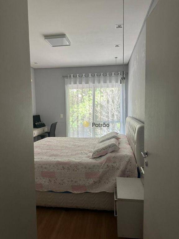 Sobrado à venda com 3 quartos, 220m² - Foto 12