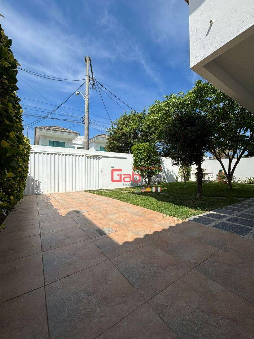 Casa à venda com 5 quartos, 300m² - Foto 30