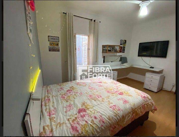 Casa à venda com 3 quartos, 135m² - Foto 13