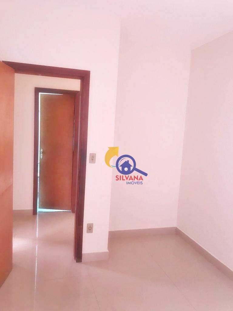 Apartamento para alugar com 3 quartos, 120m² - Foto 13