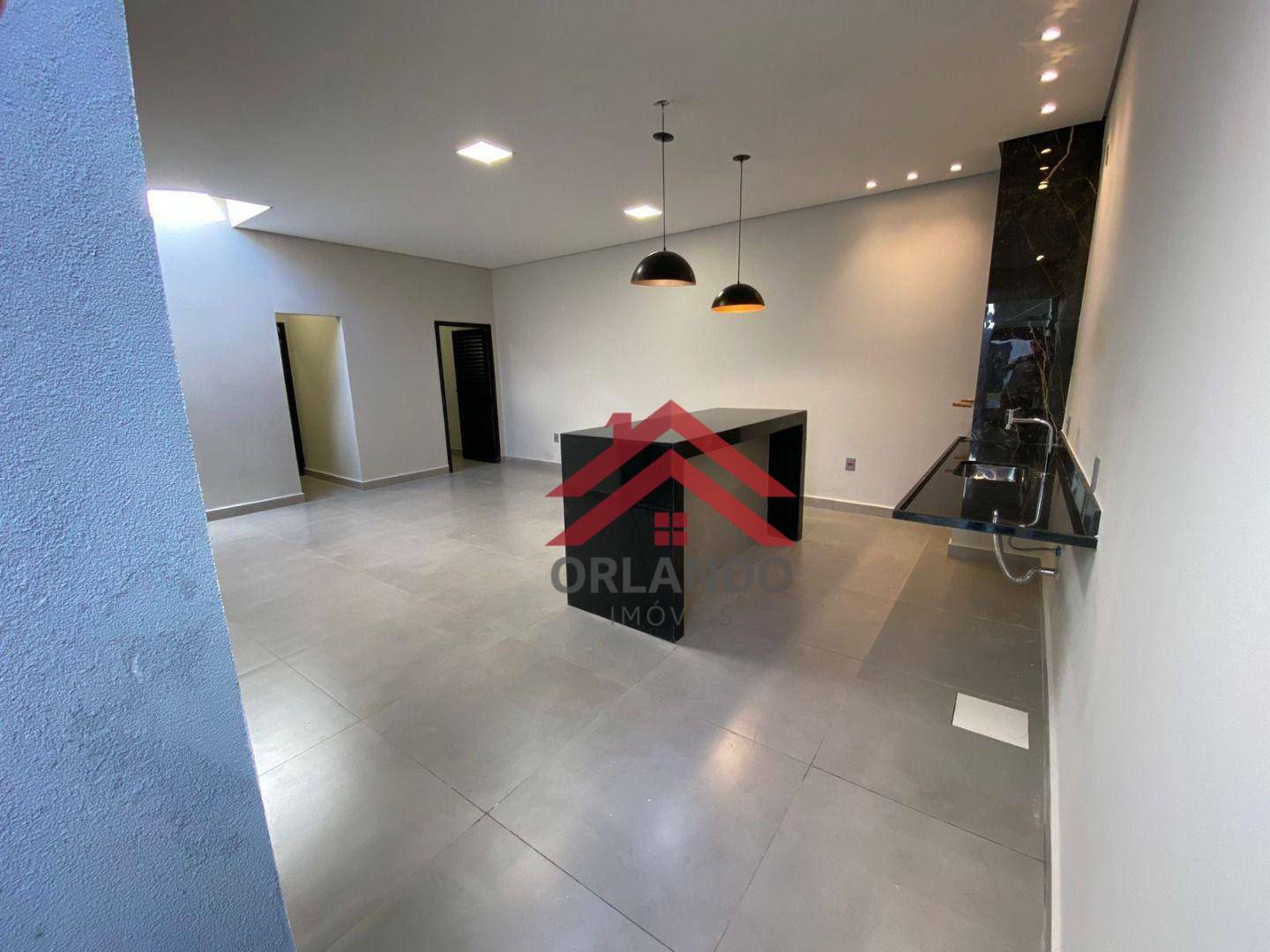 Casa à venda com 3 quartos, 150m² - Foto 1