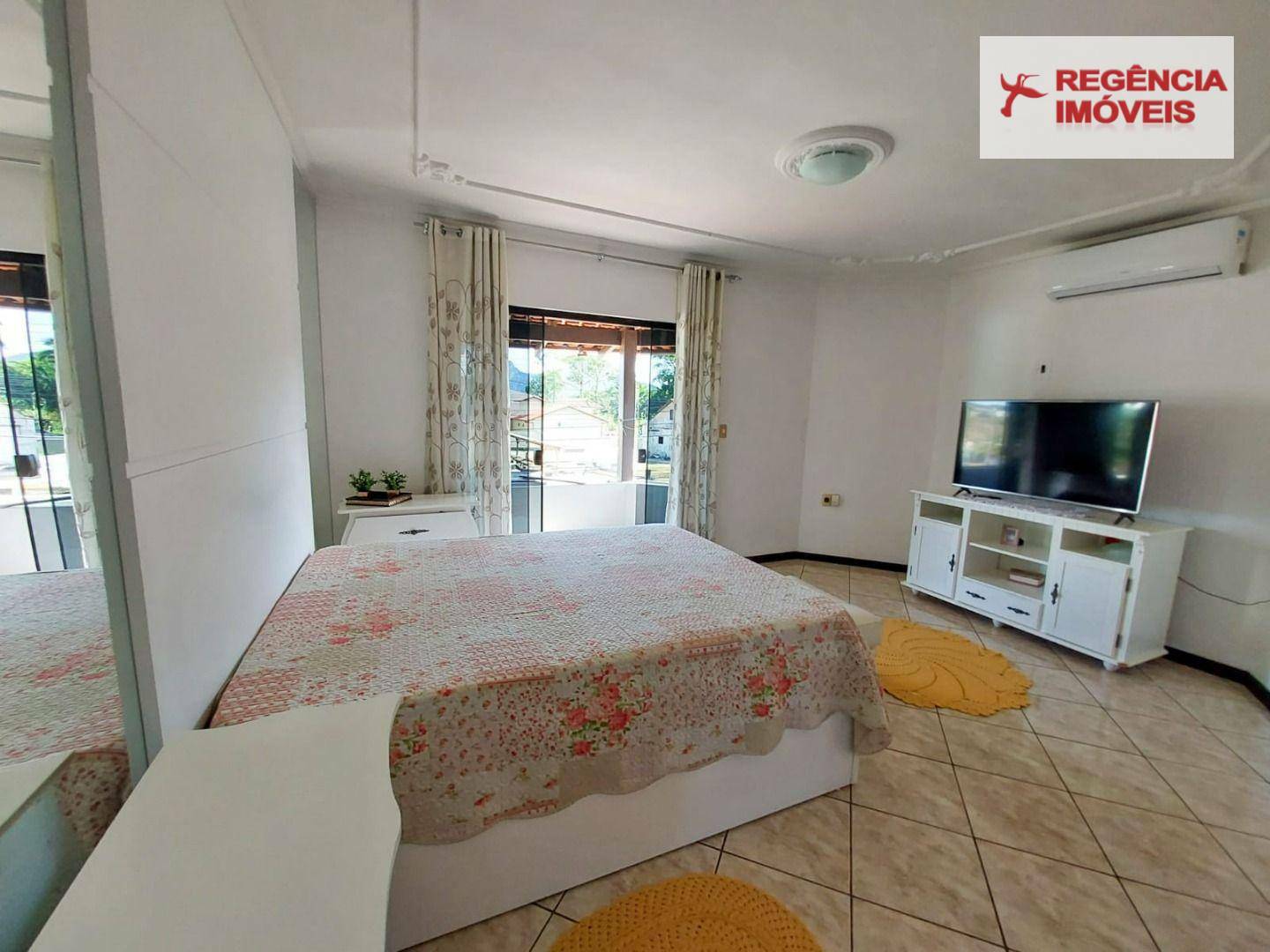 Casa à venda com 4 quartos, 400m² - Foto 15