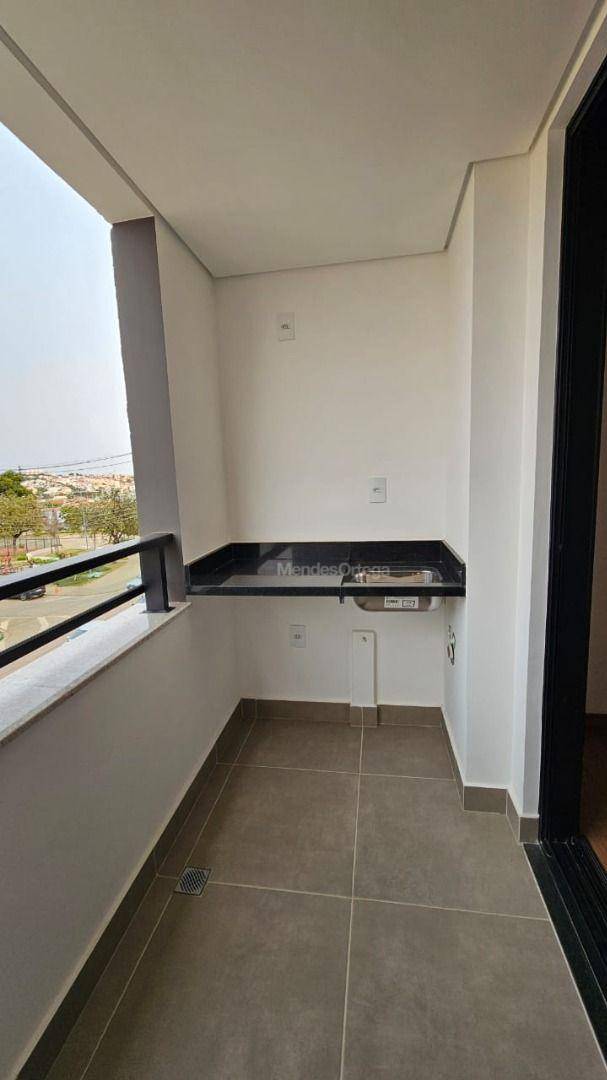 Apartamento à venda com 2 quartos, 67m² - Foto 7