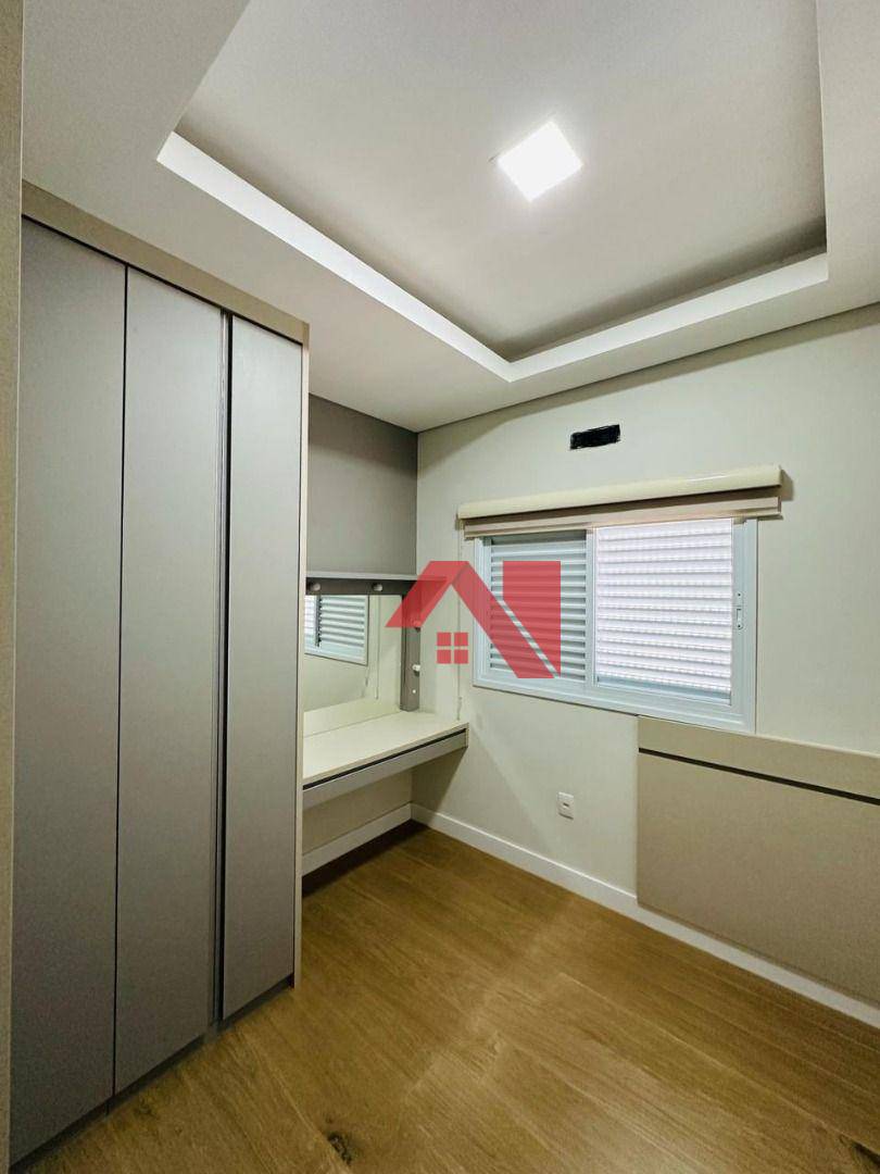 Casa de Condomínio à venda e aluguel com 3 quartos, 195m² - Foto 5