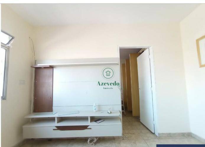 Sobrado à venda com 7 quartos, 300m² - Foto 2