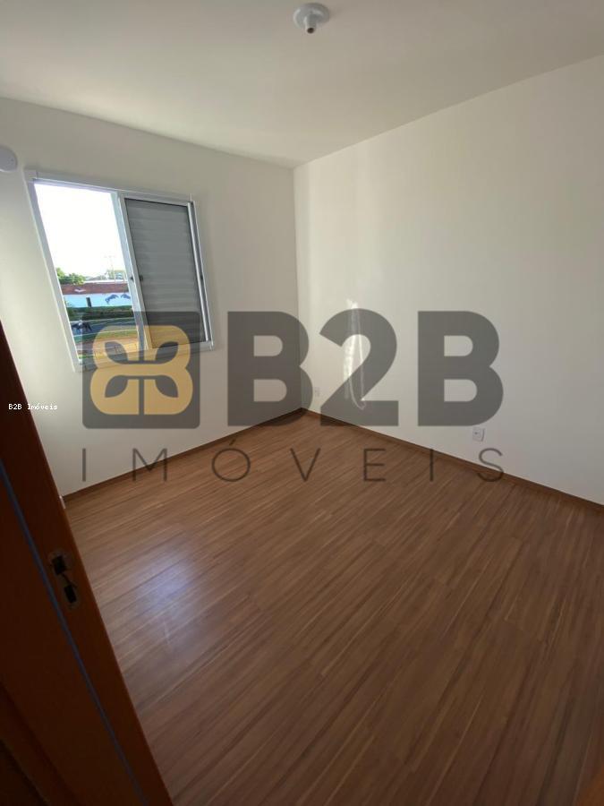 Apartamento à venda com 2 quartos, 44m² - Foto 4