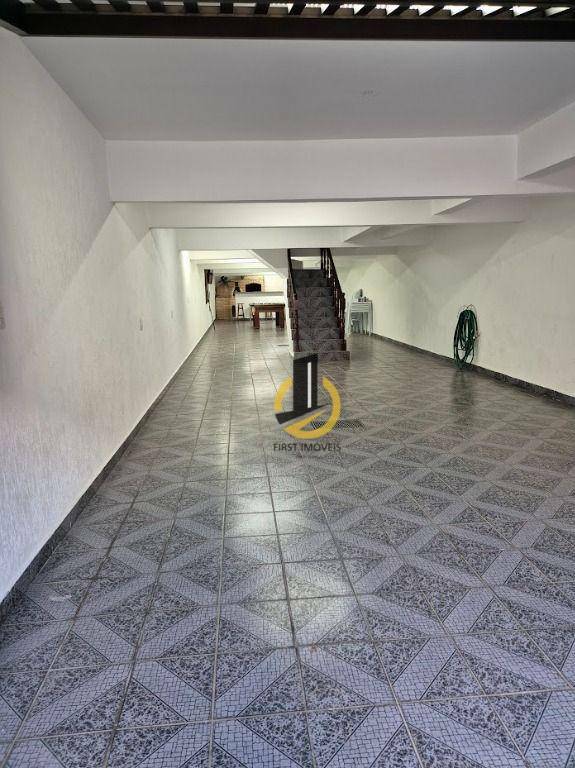 Sobrado à venda com 3 quartos, 300m² - Foto 6