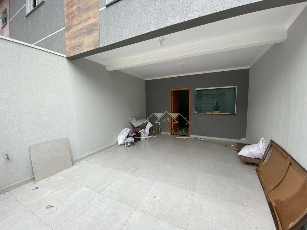 Sobrado à venda com 3 quartos, 125m² - Foto 1