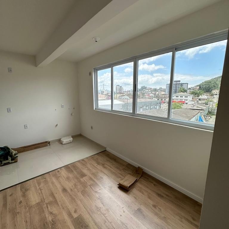 Apartamento à venda com 2 quartos, 53m² - Foto 2