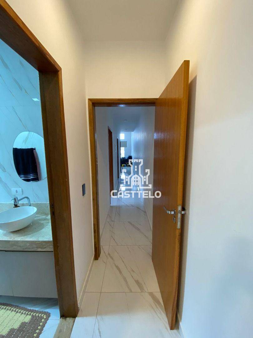 Casa à venda com 3 quartos, 100m² - Foto 5