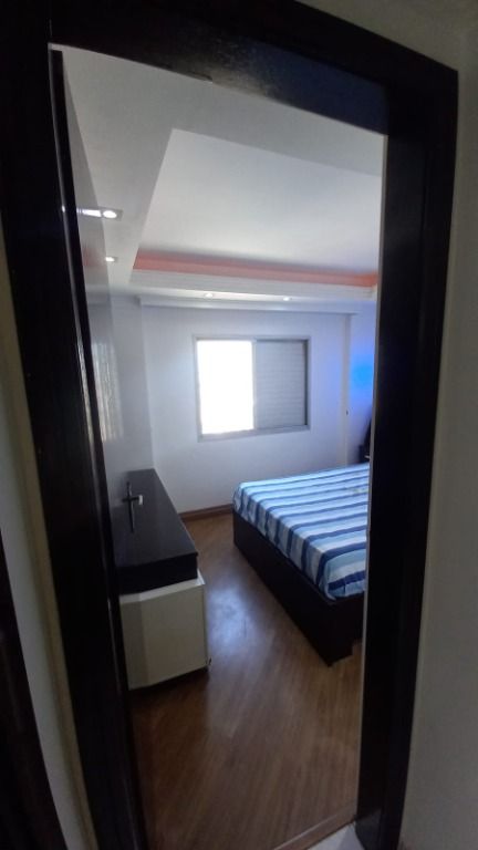 Apartamento à venda com 1 quarto, 31m² - Foto 8