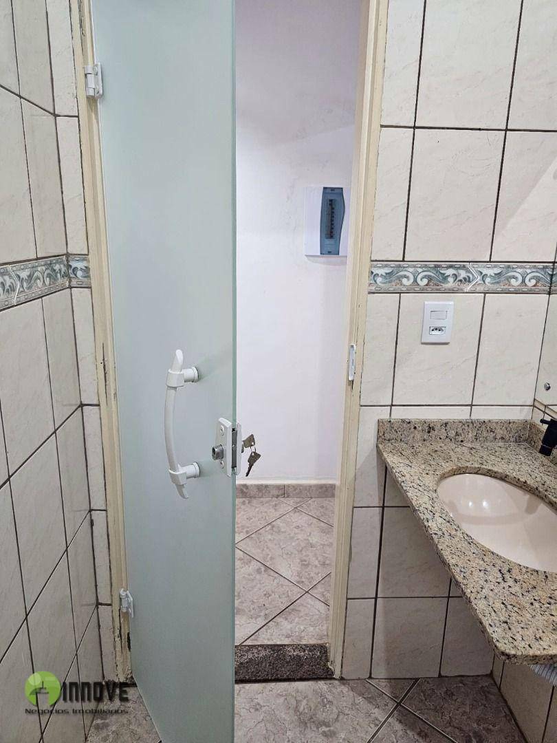 Casa à venda e aluguel com 2 quartos, 90m² - Foto 8