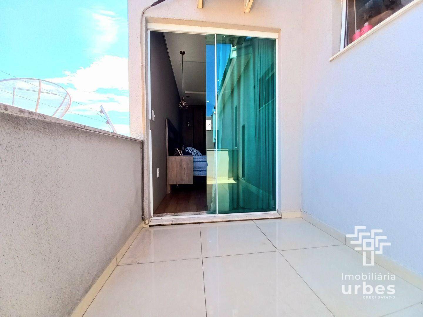 Casa à venda com 3 quartos, 306m² - Foto 37