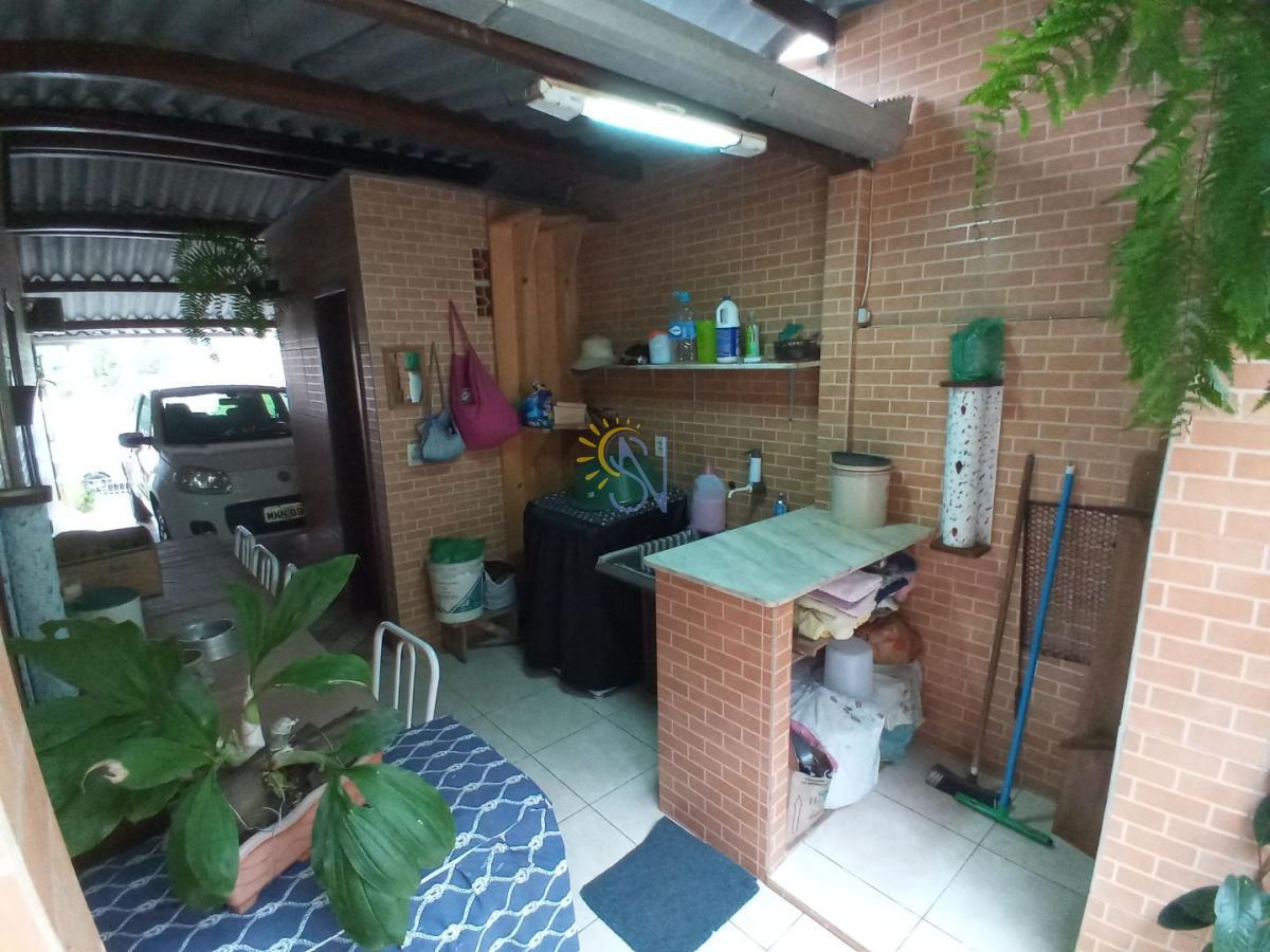 Casa à venda com 2 quartos, 117m² - Foto 2