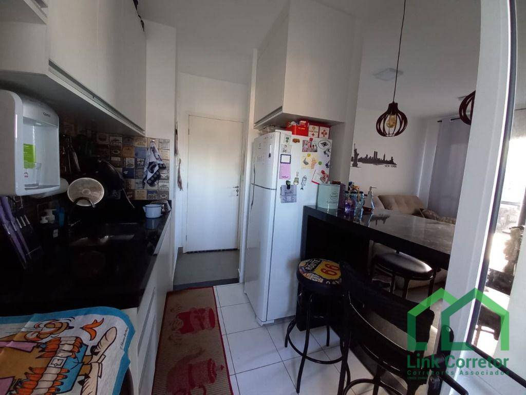 Apartamento à venda com 3 quartos, 53m² - Foto 12