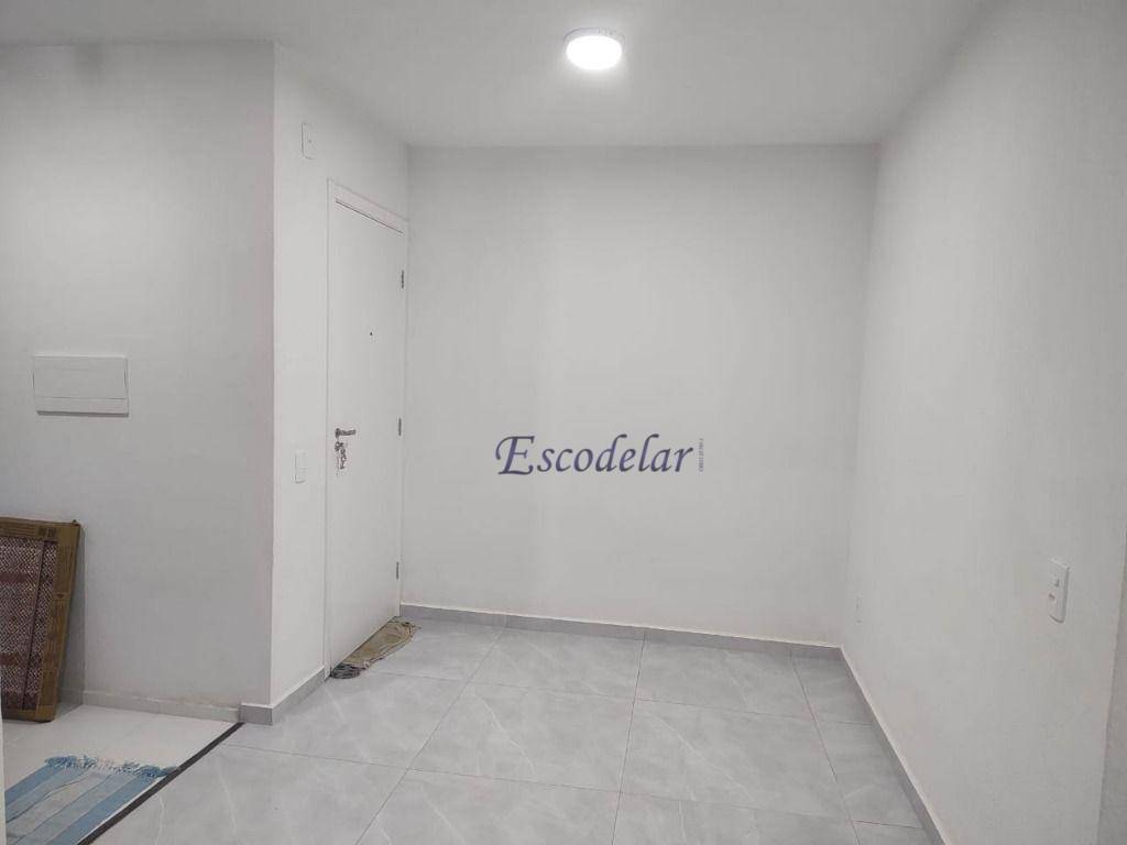 Apartamento para alugar com 2 quartos, 43m² - Foto 13