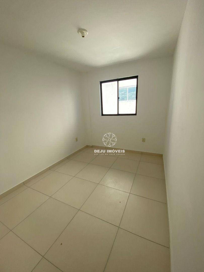 Apartamento à venda com 2 quartos, 74m² - Foto 5