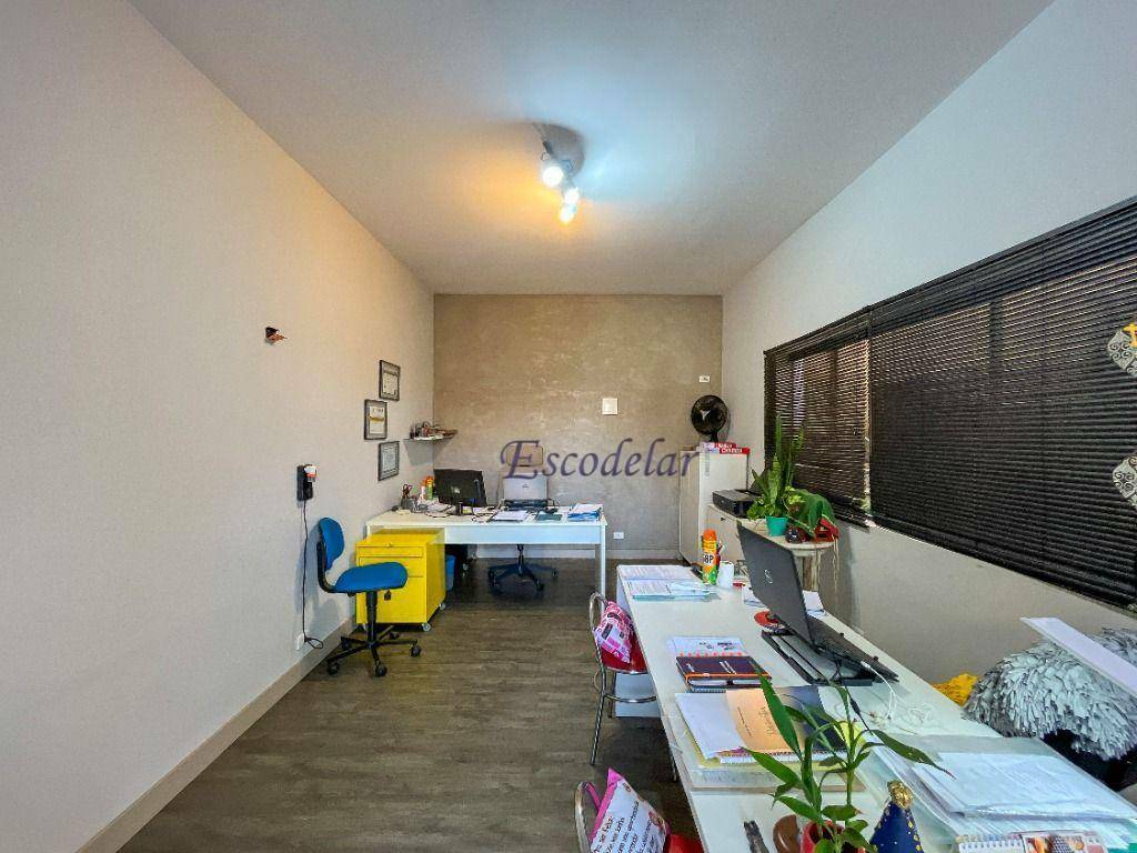 Sobrado à venda com 4 quartos, 220m² - Foto 59