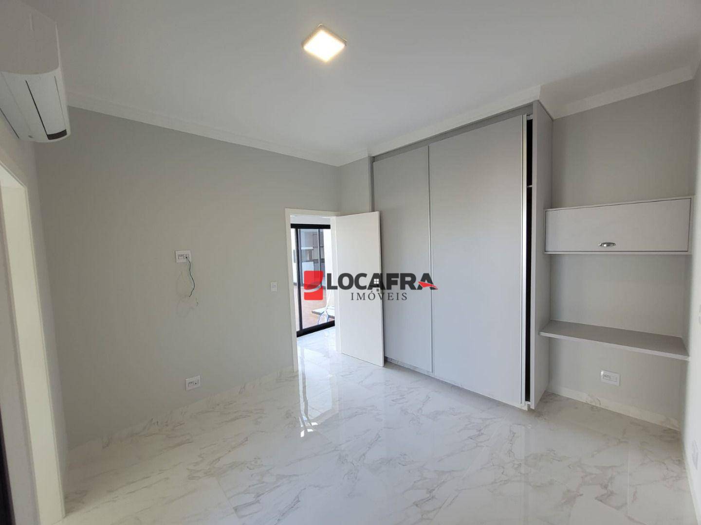 Casa à venda com 3 quartos, 236m² - Foto 26