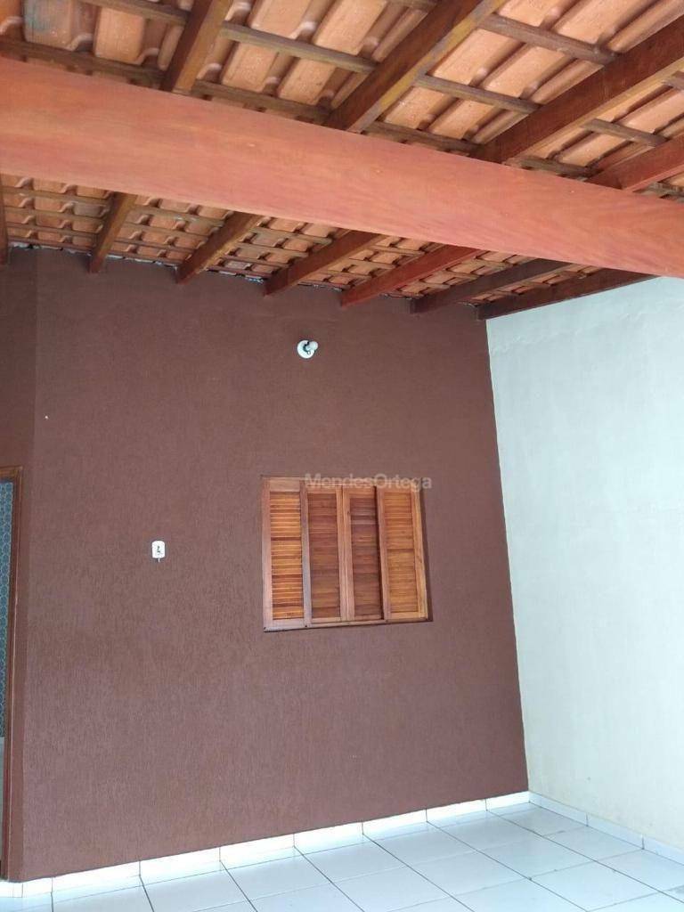 Casa à venda com 3 quartos, 105m² - Foto 3