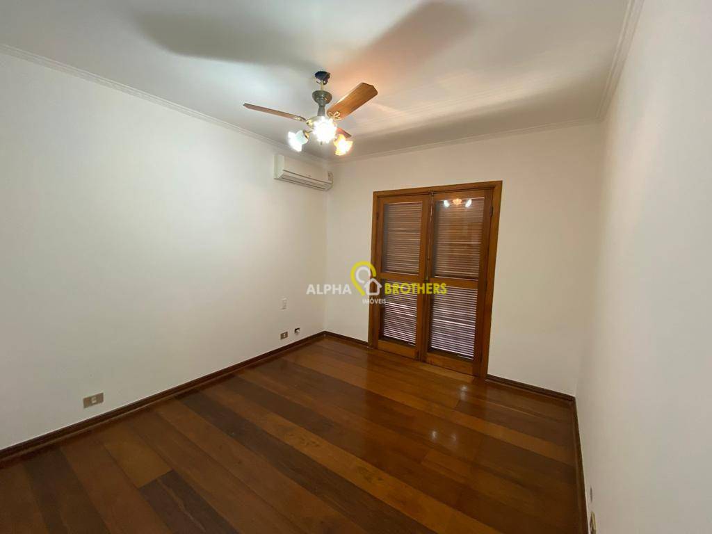 Casa de Condomínio à venda com 3 quartos, 300m² - Foto 15