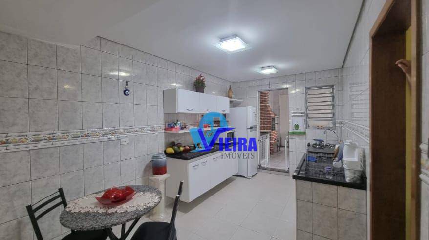 Casa à venda com 2 quartos, 120m² - Foto 5