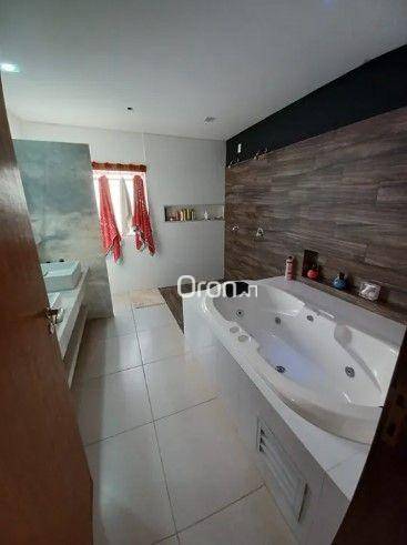 Casa de Condomínio à venda com 4 quartos, 320m² - Foto 8