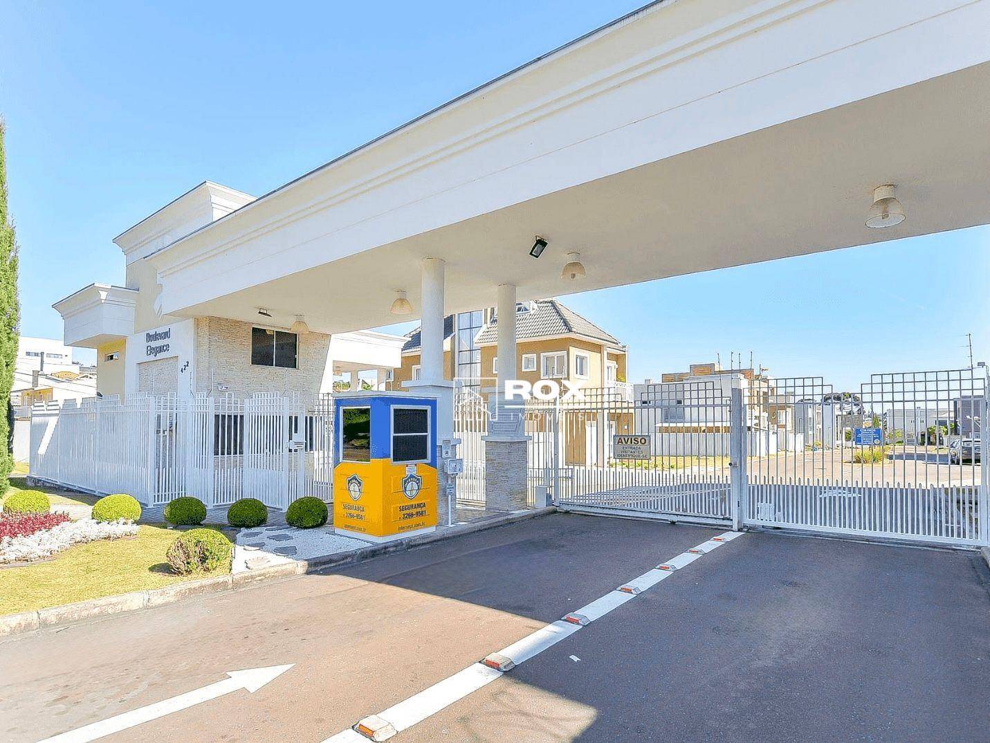 Casa de Condomínio à venda com 4 quartos, 283m² - Foto 43