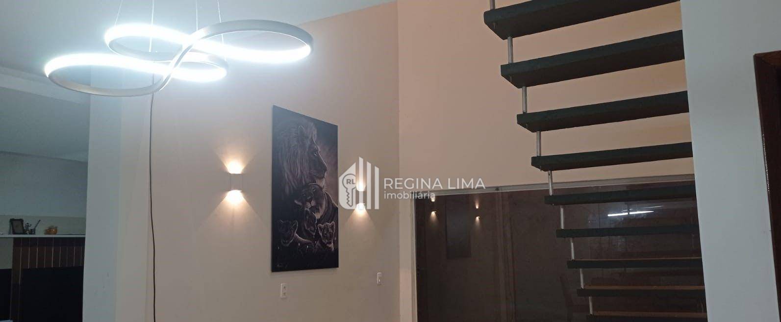 Casa à venda com 5 quartos, 378m² - Foto 14