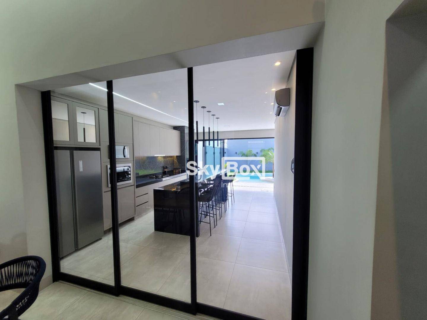 Casa à venda com 2 quartos, 140m² - Foto 13