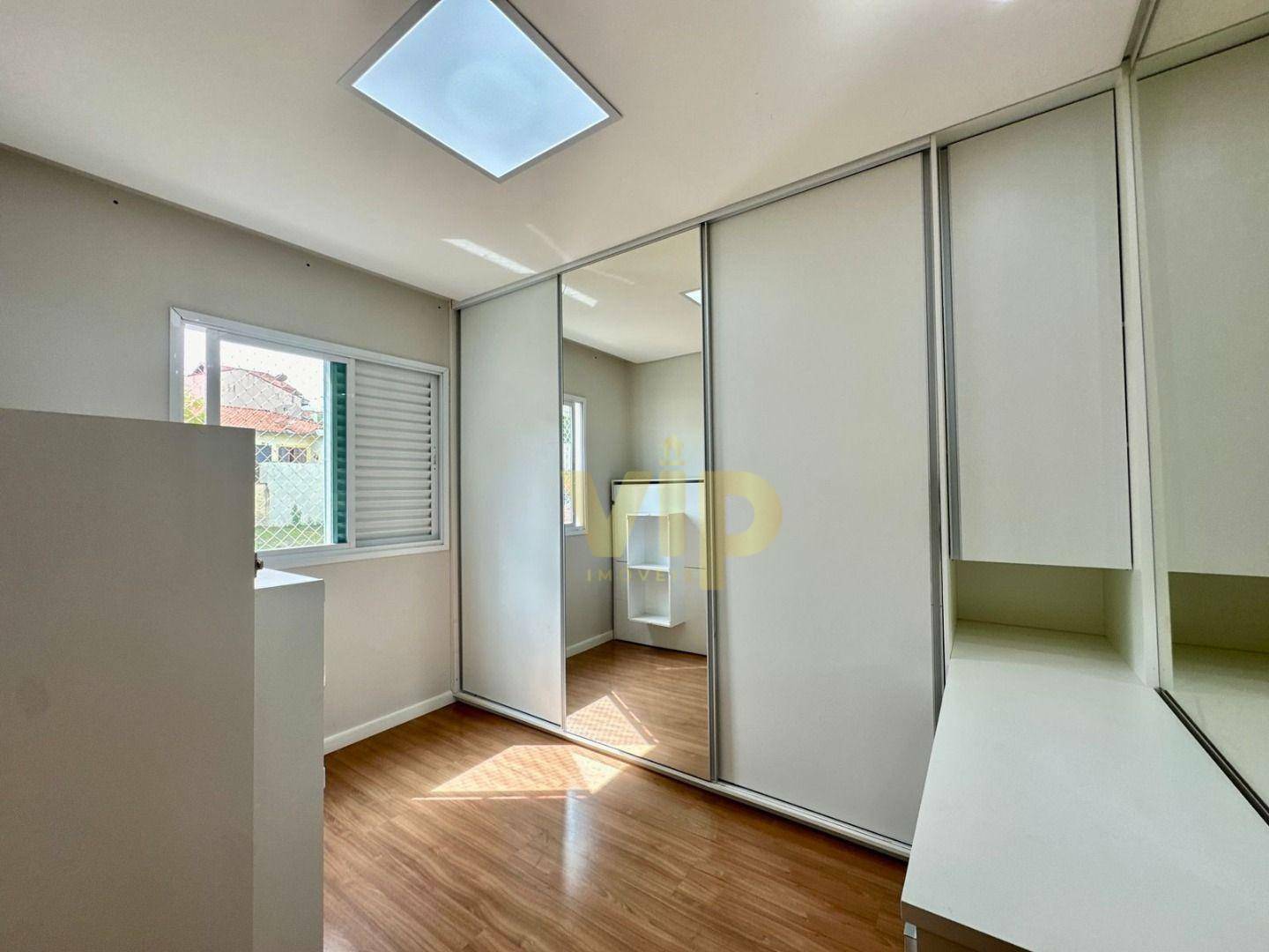 Apartamento à venda com 3 quartos, 125m² - Foto 10